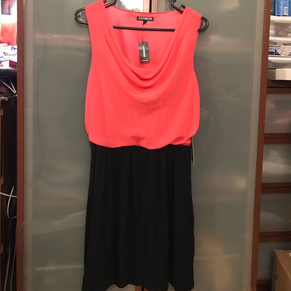 Coral chiffon and black bottom dress! New w tag!
